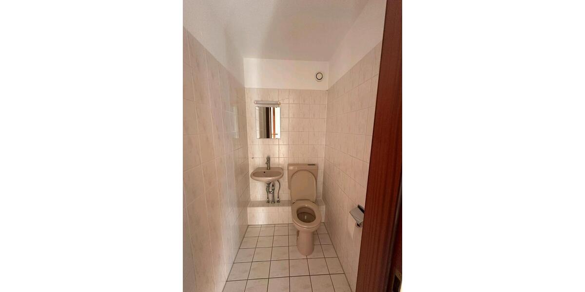 Etagenwohnung Sindelfingen Eichholz - 3 Zimmer, 80 m&sup2;, 1.050&euro; | Angebot:26504448