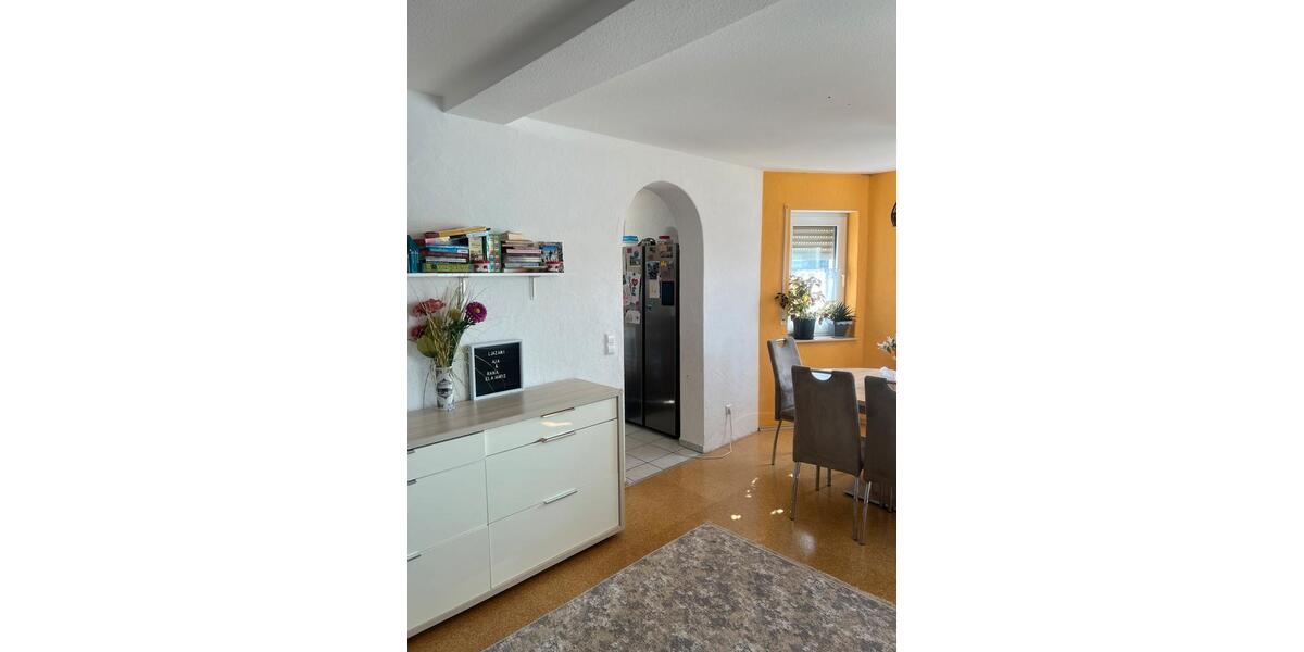 Etagenwohnung Pirmasens Fehrbach - 3 Zimmer, 91 m&sup2;, 700&euro; | Angebot:26120713