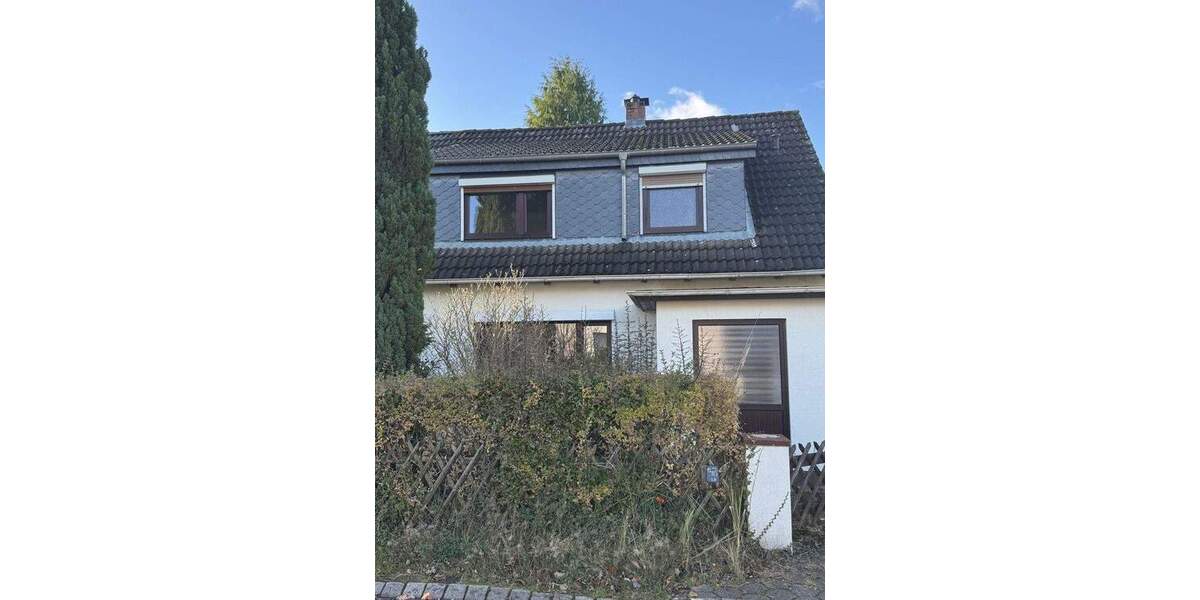 Doppelhaushälfte Glinde - 6 Zimmer, 127 m&sup2;, 1.620&euro; | Angebot:25041220
