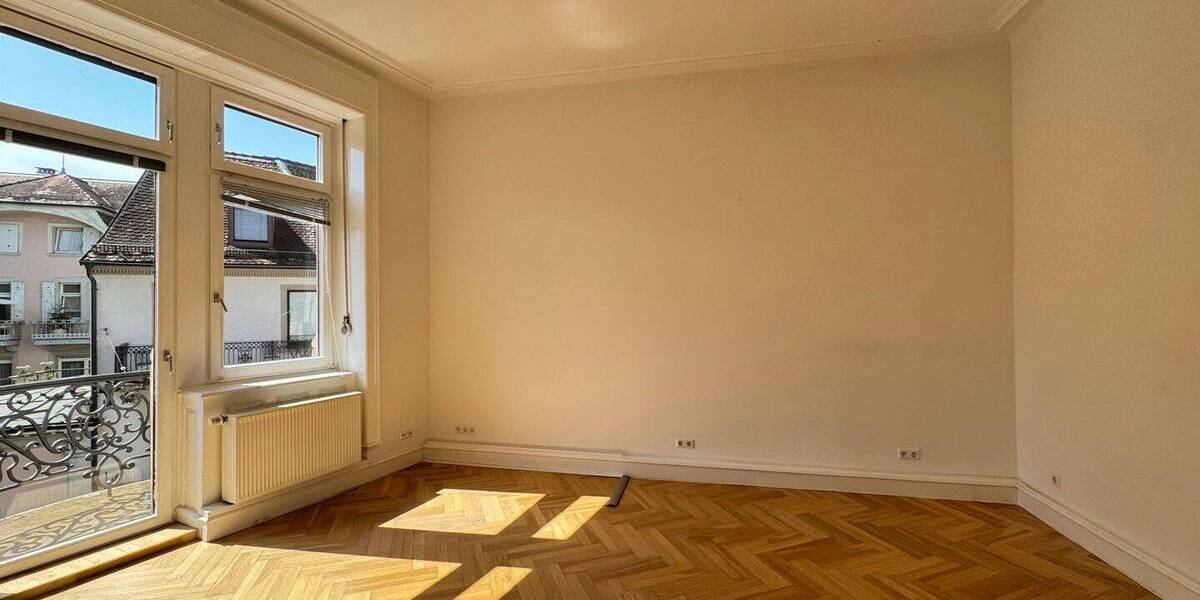 Gewerbeobjekt Baden-Baden Innenstadt - 3 Zimmer, 82 m&sup2;, 900&euro; | Angebot:26080119