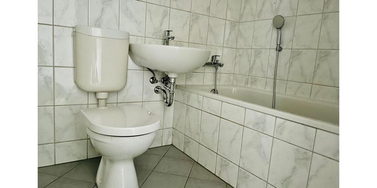 Geräumige Dreiraumwohnung 3 zimmer