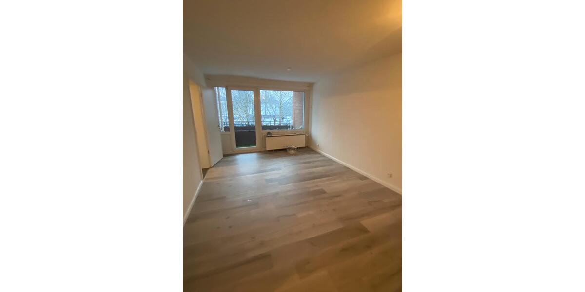 Ab sofort! 2 Zimmer Wohnung mit EBK, Balkon und Aufzug 2 zimmer