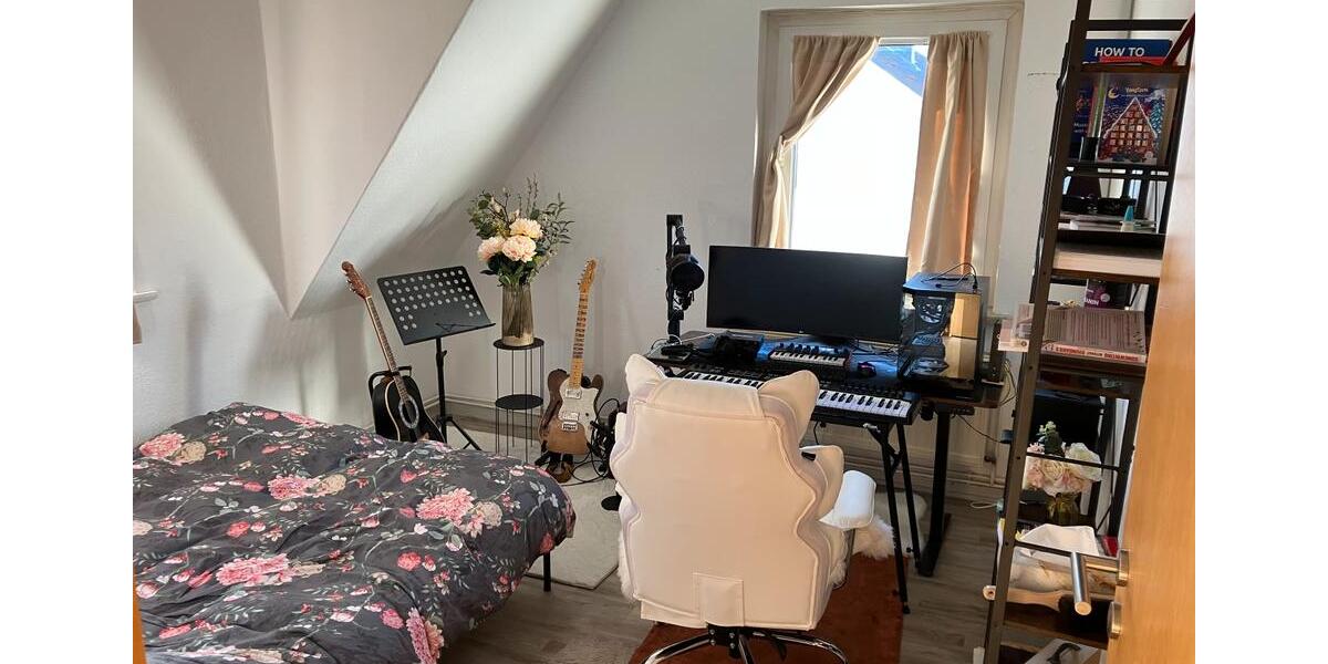 Dachgeschoßwohnung Alfeld (Leine) - 2.5 Zimmer, 45 m&sup2;, 355&euro; | Angebot:25330524