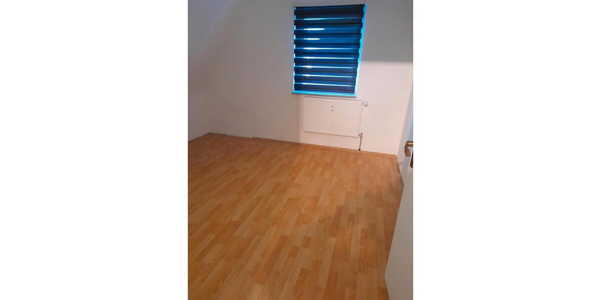 Dachgeschoßwohnung Ottensoos - 2 Zimmer, 50 m&sup2;, 800&euro; | Angebot:24783449