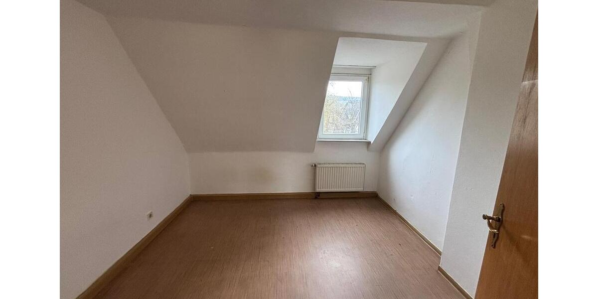 Dachgeschoßwohnung Trier Nord - 3 Zimmer, 62 m&sup2;, 780&euro; | Angebot:25892388
