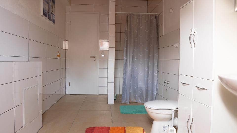 Wohnen auf Zeit Waldstetten - 6 Zimmer, 10 m&sup2;, 380&euro; | Angebot:25293956