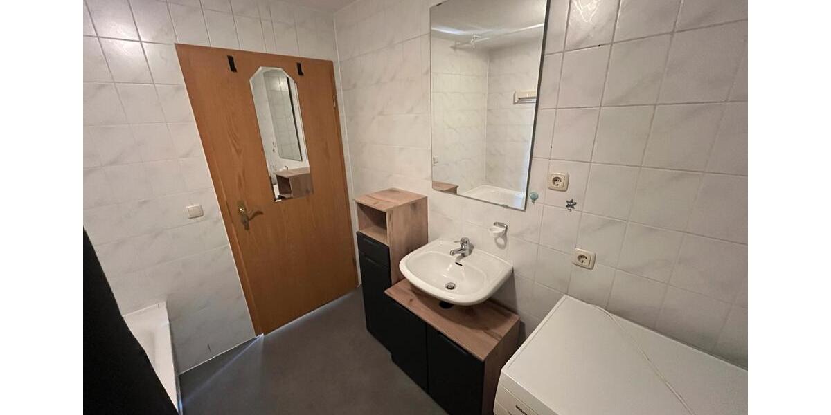 Dachgeschoßwohnung Hohenstein-Ernstthal Ernstthal - 2 Zimmer, 48 m&sup2;, 419&euro; | Angebot:26648968