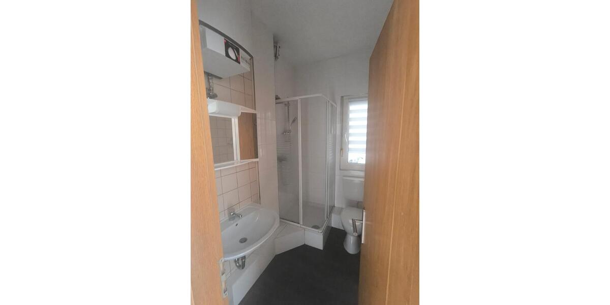 Etagenwohnung Holzminden - 1 Zimmer, 20 m&sup2;, 270&euro; | Angebot:26568261