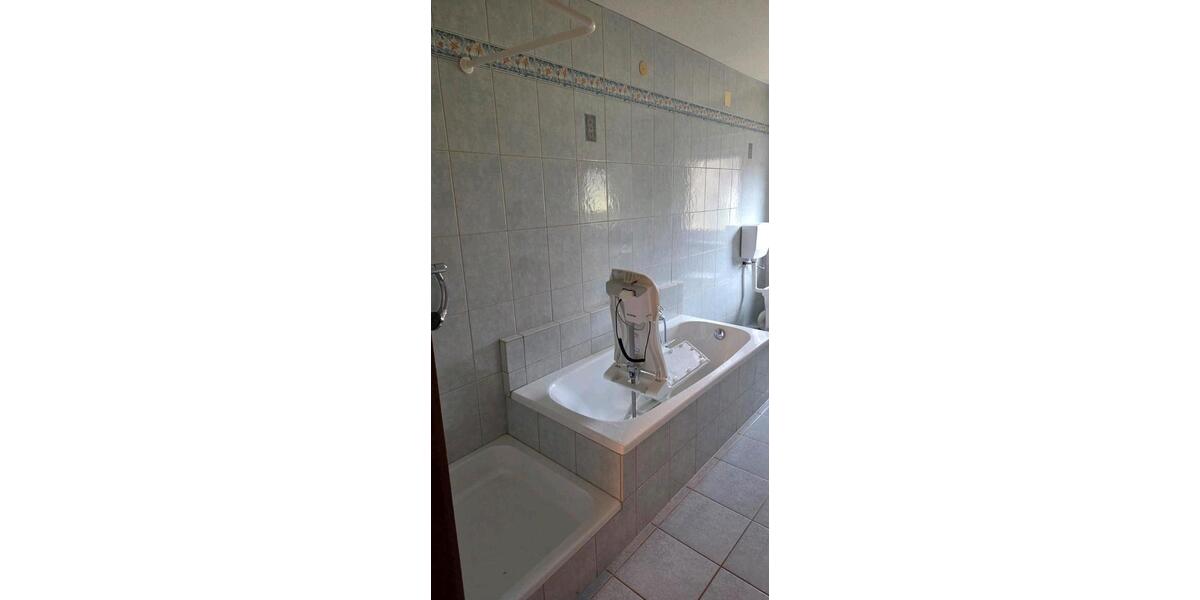 Erdgeschoßwohnung Nonnweiler - 2 Zimmer, 98 m&sup2;, 735&euro; | Angebot:24664828