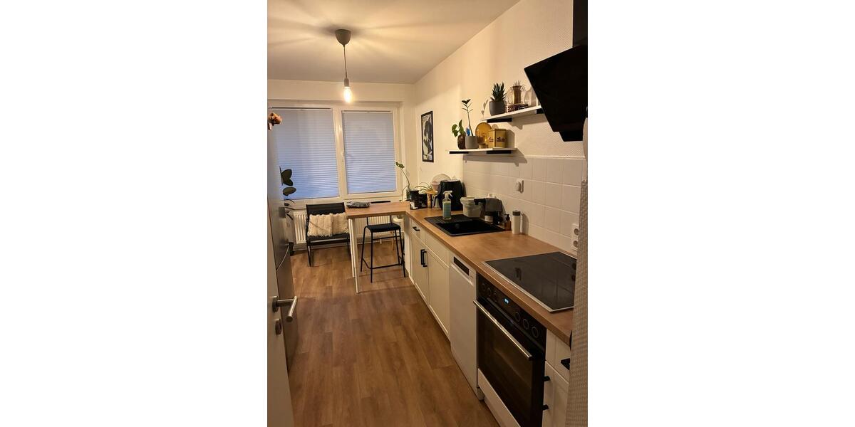 Helle 3-Zimmer Wohnung mit Einbauküche 3 zimmer