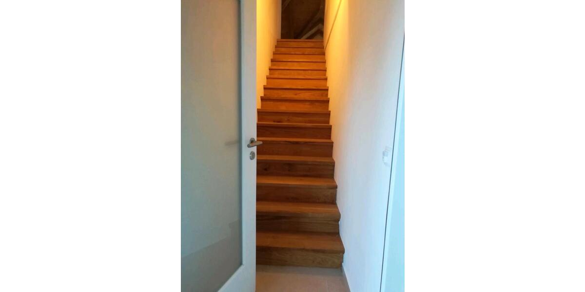 Geschmackvolle Dachgeschosswohnung - Ortszentrum Hutthurm 2 zimmer