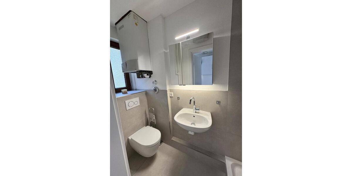 Wohnen auf Zeit Stuttgart Stuttgart-Ost - 3 Zimmer, 11 m&sup2;, 590&euro; | Angebot:25894004