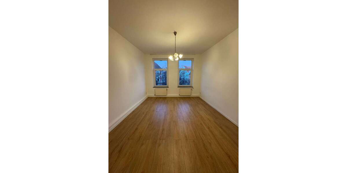 Wohnung zum Mieten in Hannover 1.100 € 90 m² 4 zimmer