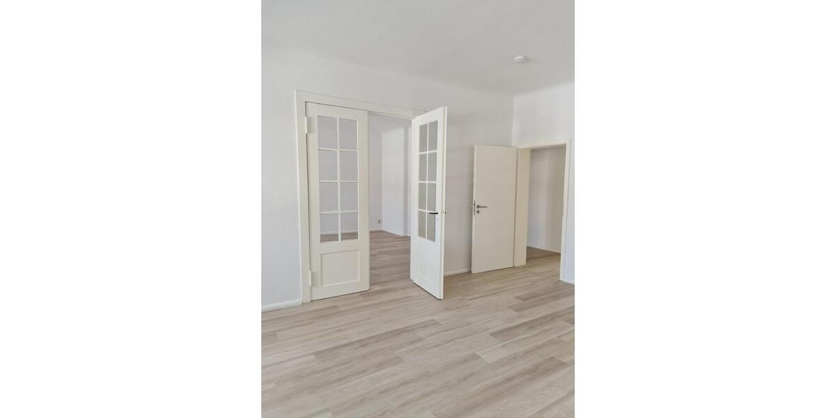 Erdgeschoßwohnung Stendal - 3 Zimmer, 85 m&sup2;, 594&euro; | Angebot:25855762