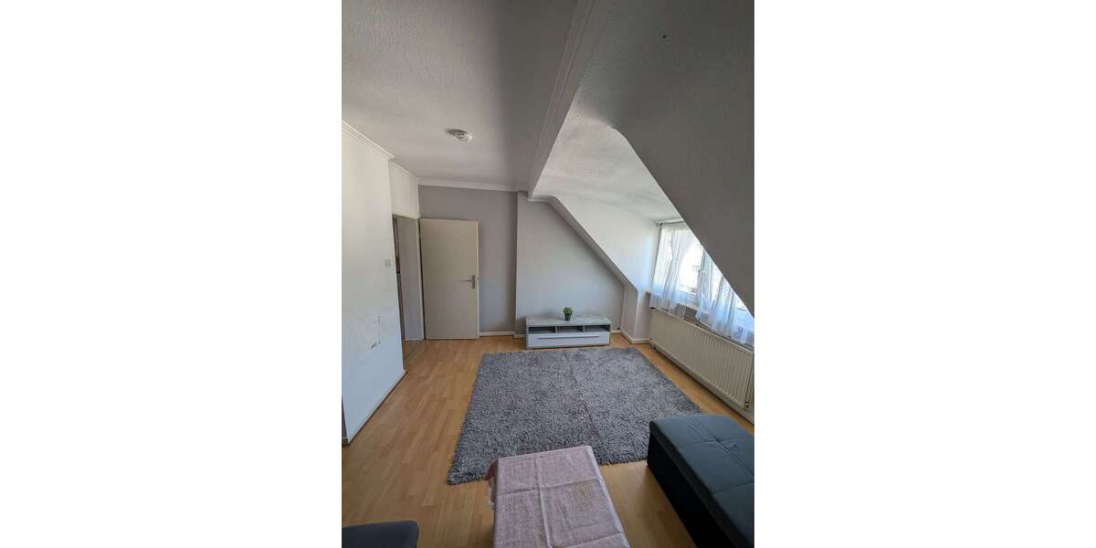 Etagenwohnung Düsseldorf Oberbilk - 2 Zimmer, 52 m&sup2;, 650&euro; | Angebot:27070202