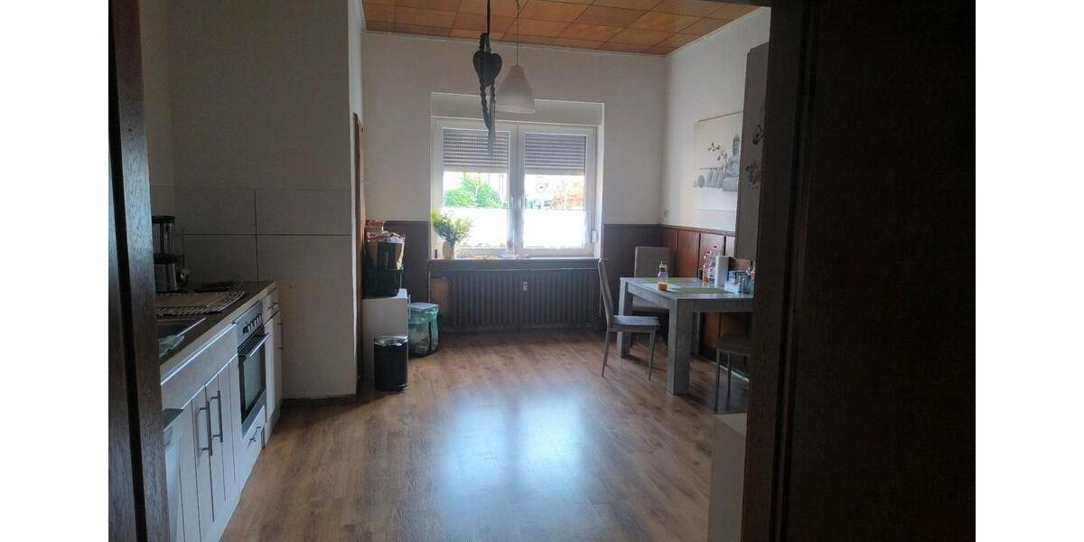 Erdgeschoßwohnung Lübbecke - 3 Zimmer, 100 m&sup2;, 500&euro; | Angebot:25255197