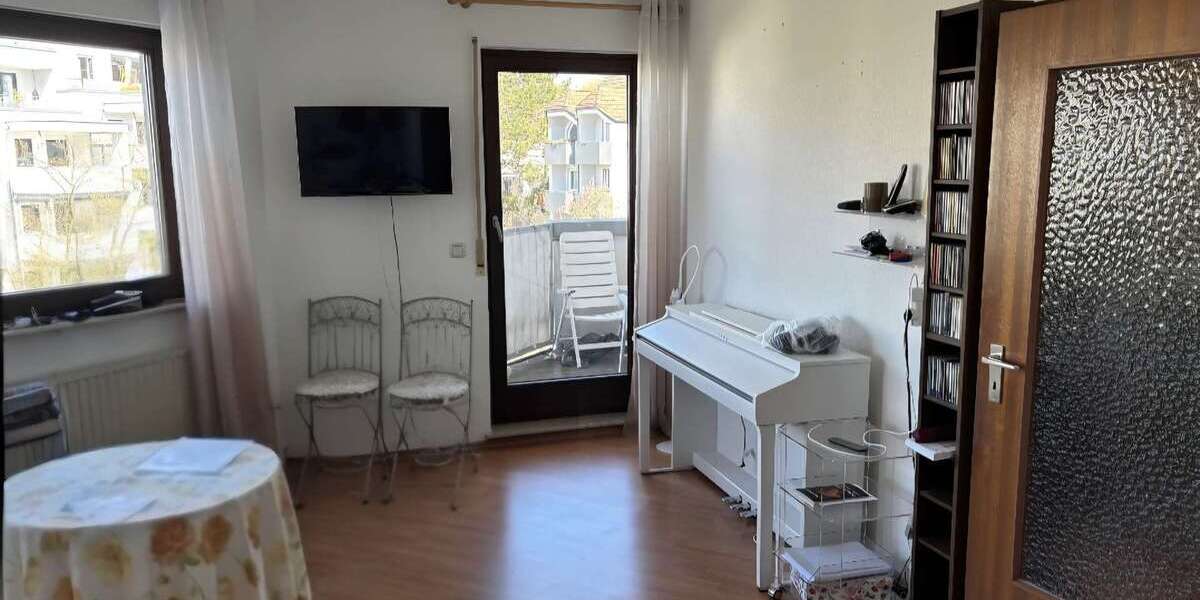 Etagenwohnung Bayreuth City - 1 Zimmer, 32 m&sup2;, 350&euro; | Angebot:26217518