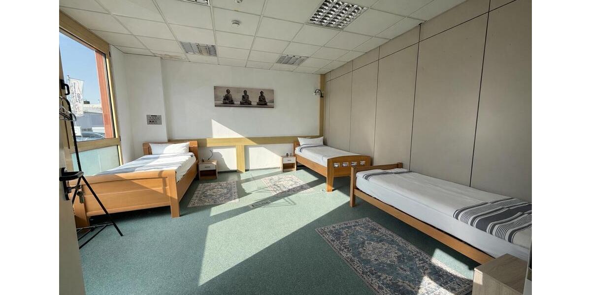 Wohnen auf Zeit Würzburg Lengfeld - 5 Zimmer, 250 m&sup2;, 23&euro; | Angebot:26680505
