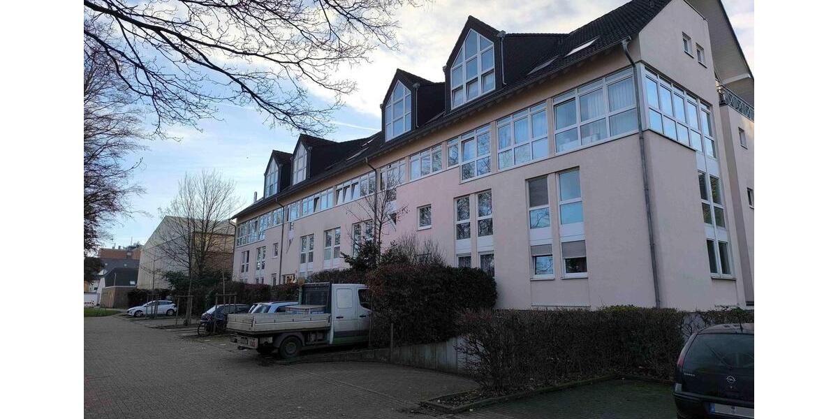 Frisch renovierte Maisonette in Eschweiler – modern, hell & mit EBK und Stellplatz 3 zimmer