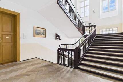 Gewerbeobjekt Ebersberg - 9 Zimmer, 3.315&euro; | Angebot:23034251