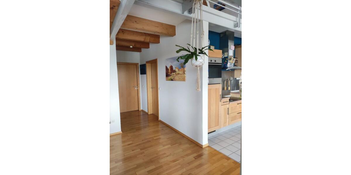 Maisonettenwohnung Kitzingen - 3 Zimmer, 135 m&sup2;, 1.200&euro; | Angebot:25299628