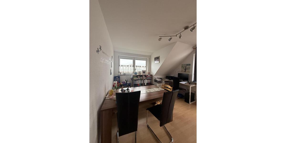 Dachgeschoßwohnung Freudenstadt - 4 Zimmer, 81 m&sup2;, 790&euro; | Angebot:26618148