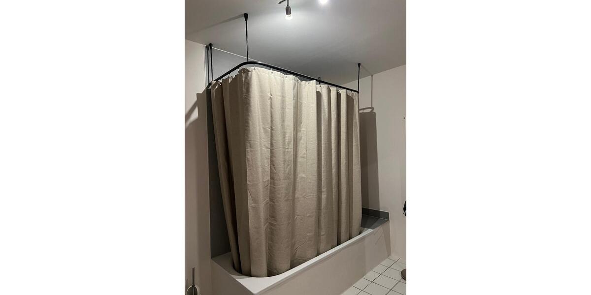 Etagenwohnung Tirschenreuth - 3 Zimmer, 130 m&sup2;, 910&euro; | Angebot:24678589