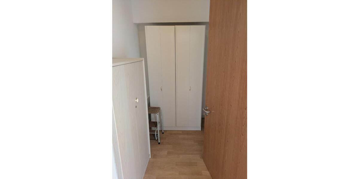Dachgeschoßwohnung Solingen Mitte - 2 Zimmer, 49 m&sup2;, 836&euro; | Angebot:25541366