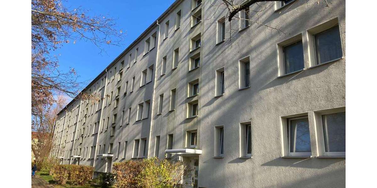 Etagenwohnung Zwickau Marienthal Ost - 4 Zimmer, 75 m&sup2;, 490&euro; | Angebot:26777062