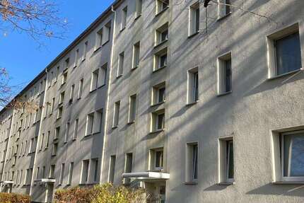 Wohnung Zwickau Marienthal Ost - 4 Zimmer, 75 m&sup2;, 490&euro; | Angebot:26777062