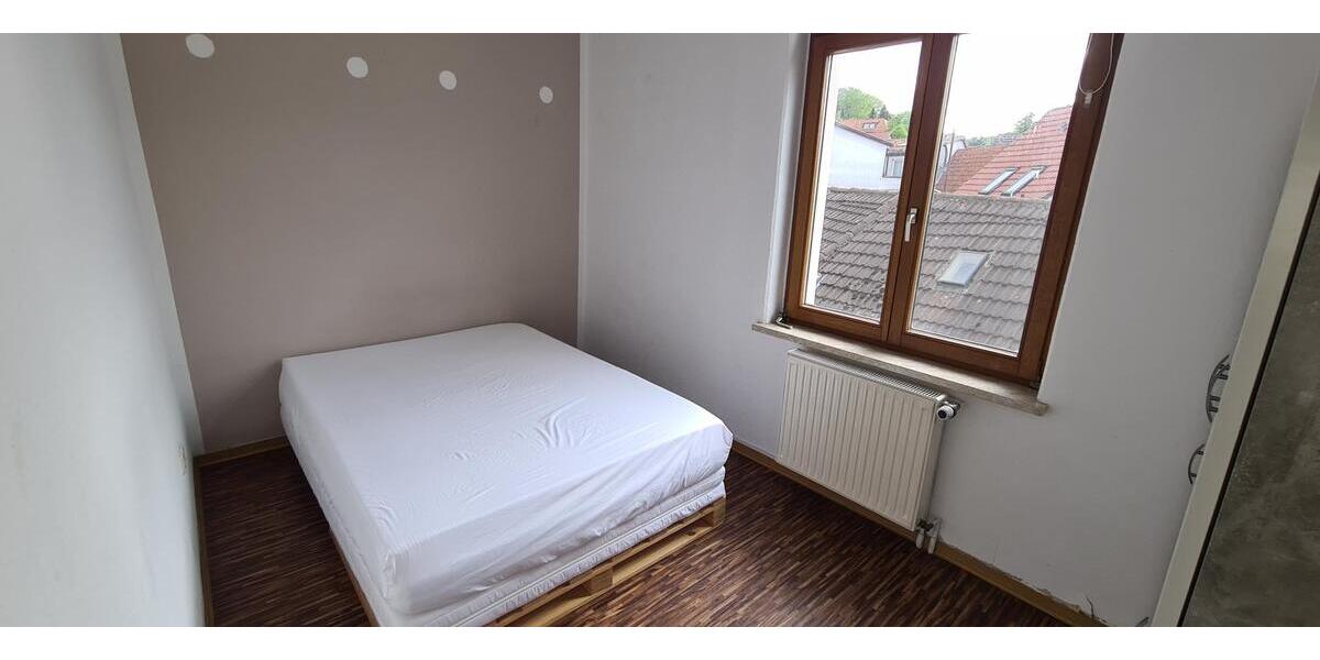 helle und zentrale 2-Zimmer-Wohnung in Stadtmitte Stadtroda´s - Etagenwohnung Stadtroda | Angebot:27245368