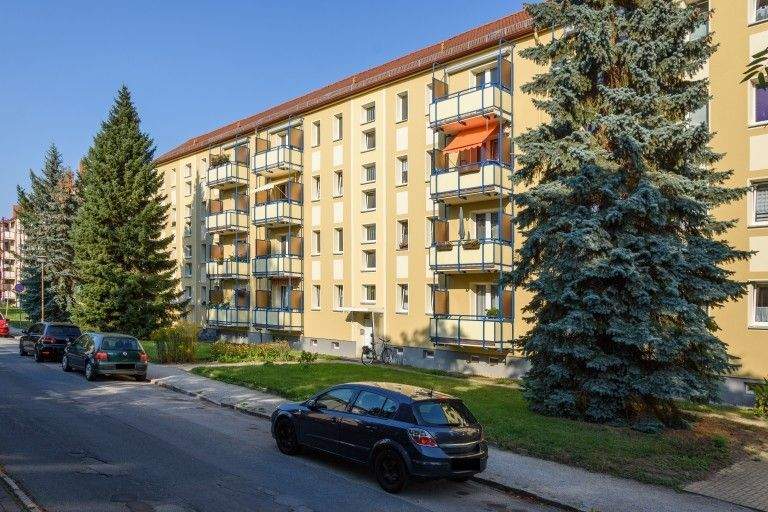 Etagenwohnung Bautzen - 2 Zimmer, 49 m&sup2;, 300&euro; | Angebot:25899704