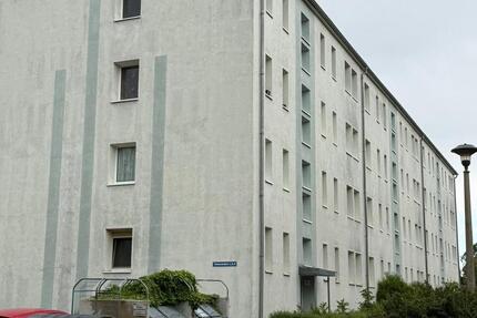 Wohnung Bernburg (Saale) - 3 Zimmer, 75 m&sup2;, 575&euro; | Angebot:26564627