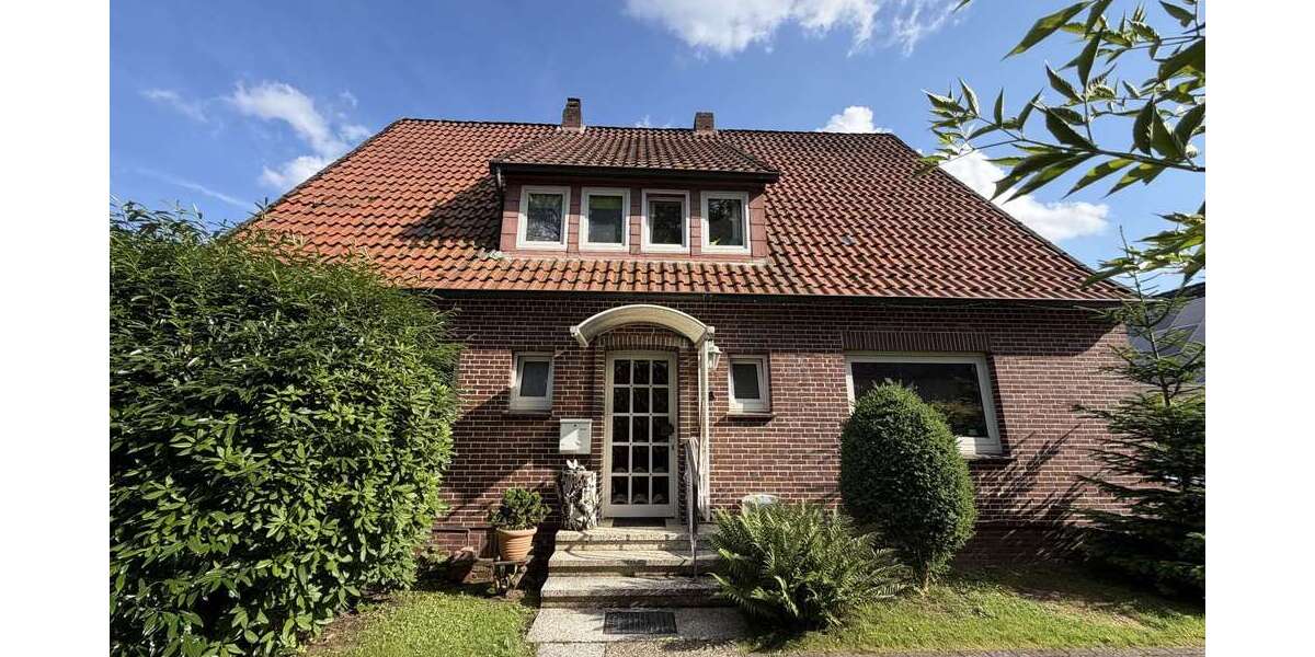 Einfamilienhaus Tostedt - 6 Zimmer, 170 m&sup2;, 1.200&euro; | Angebot:27003316