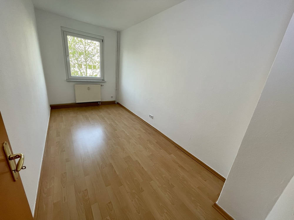 Gera-Langenberg! 4 Raum Whg. mit Balkon und Wanne! - Etagenwohnung Gera Langenberg | Angebot:27190932
