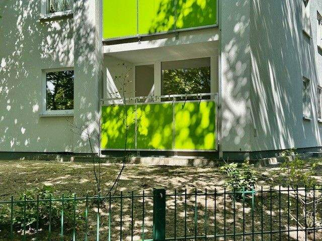**MODERNISIERTE 3 Zimmer ERDGESCHOSS Wohnung MIT BALKON UND NEUEM DUSCHBAD**