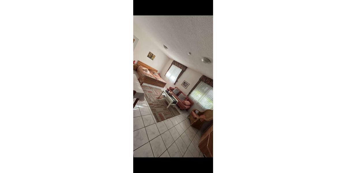 Erdgeschoßwohnung Duisburg Huckingen - 1 Zimmer, 50 m&sup2;, 650&euro; | Angebot:24824880