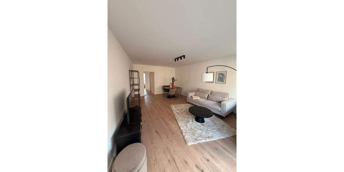 Etagenwohnung Köln Altstadt-Nord - 2 Zimmer, 59 m&sup2;, 1.505&euro; | Angebot:25094710