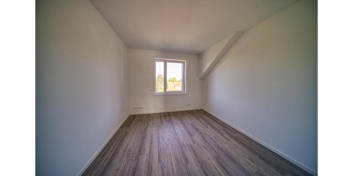 Dachgeschoßwohnung Agathenburg - 5 Zimmer, 122 m&sup2;, 1.595&euro; | Angebot:26379902