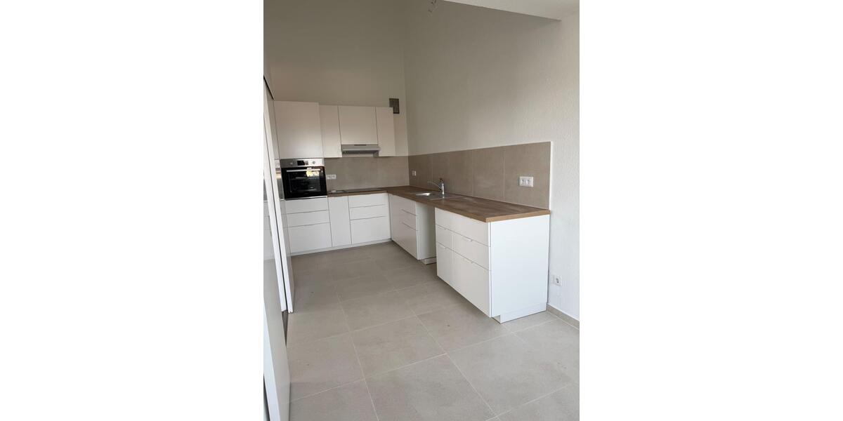 Dachgeschoßwohnung Nauen - 2 Zimmer, 64 m&sup2;, 849&euro; | Angebot:25271403