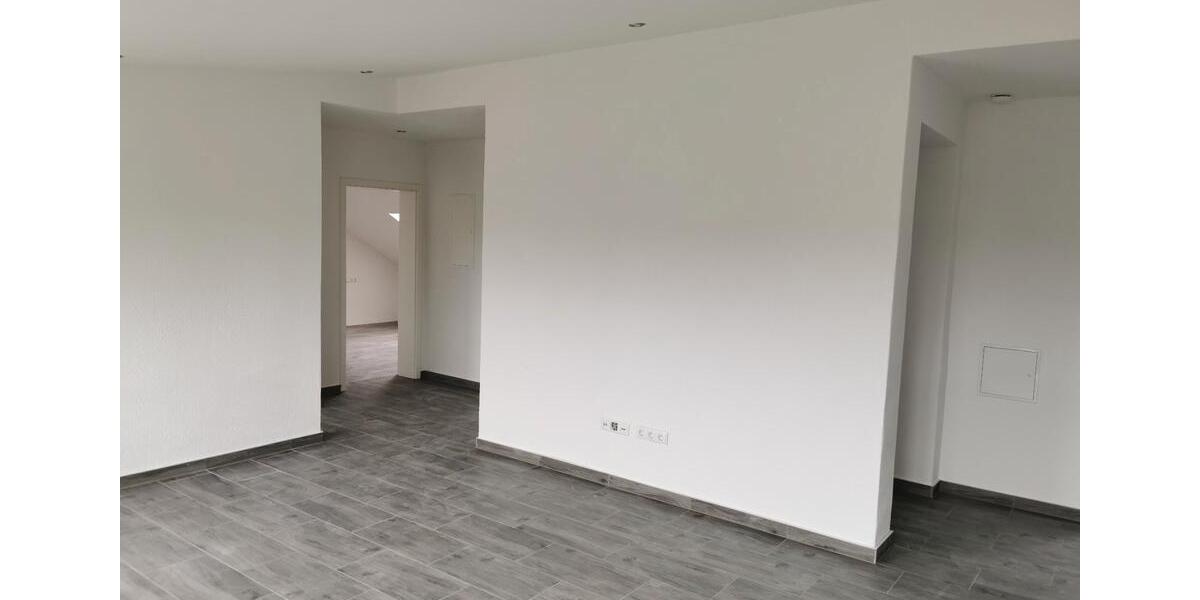 Dachgeschoßwohnung Fritzlar - 3 Zimmer, 75 m&sup2;, 750&euro; | Angebot:26634049