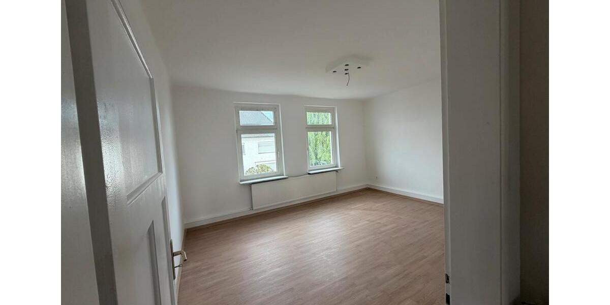 Etagenwohnung Herford Falkendiek - 4 Zimmer, 105 m&sup2;, 1.100&euro; | Angebot:26615562