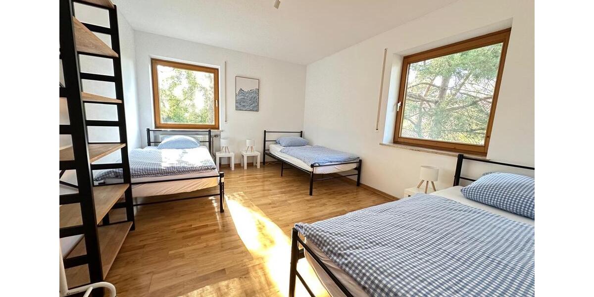 Mehrfamilienhaus, Wohnhaus Ottobrunn - 4 Zimmer, 75 m&sup2;, 25&euro; | Angebot:23578872