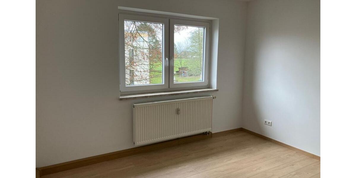 Etagenwohnung Mitterteich - 2 Zimmer, 50 m&sup2;, 335&euro; | Angebot:25750708