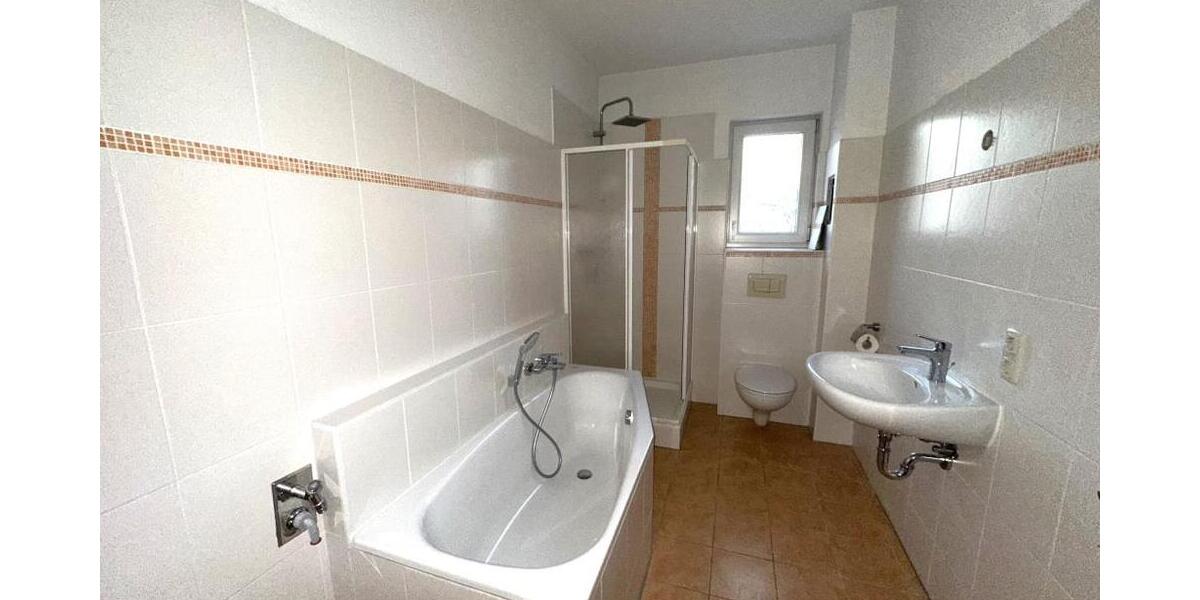 Ihr neues Zuhause: 3-Raum-Wohnung mit Balkon und Bad mit Dusche & Wanne! - Etagenwohnung Gera Debschwitz | Angebot:26846548