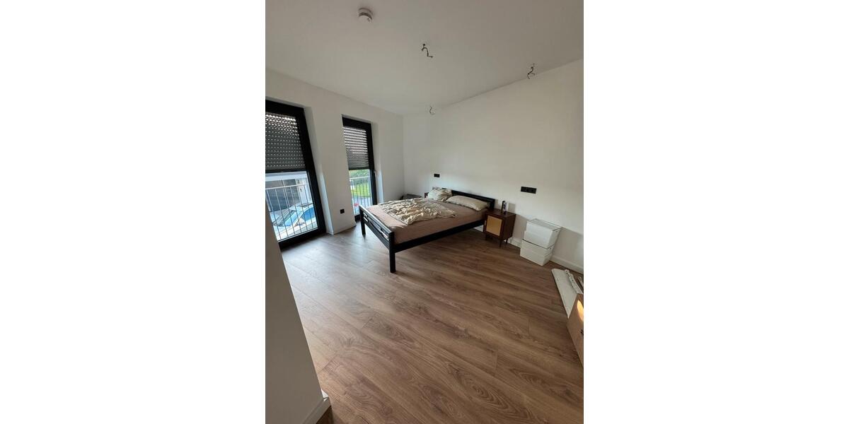 Erdgeschoßwohnung Windeck - 2 Zimmer, 67 m&sup2;, 1.075&euro; | Angebot:26492832
