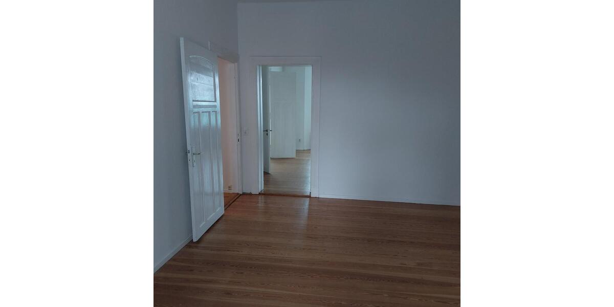 Etagenwohnung Flensburg Fruerlund - 4 Zimmer, 101 m&sup2;, 905&euro; | Angebot:23750426