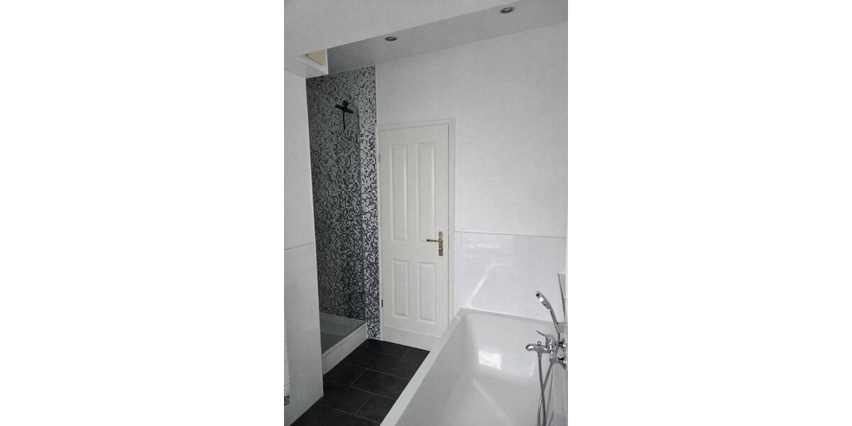 Etagenwohnung Berlin Steglitz - 4 Zimmer, 122 m&sup2;, 2.200&euro; | Angebot:26185632