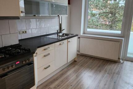 Großzügige 4 Zi Wohnung Rheinerlandstrasse Balkon WG geeignet 4 zimmer