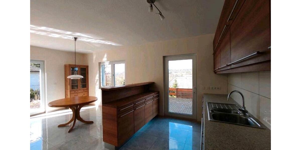 Einfamilienhaus Gladenbach - 5.5 Zimmer, 150 m&sup2;, 2.100&euro; | Angebot:26591382